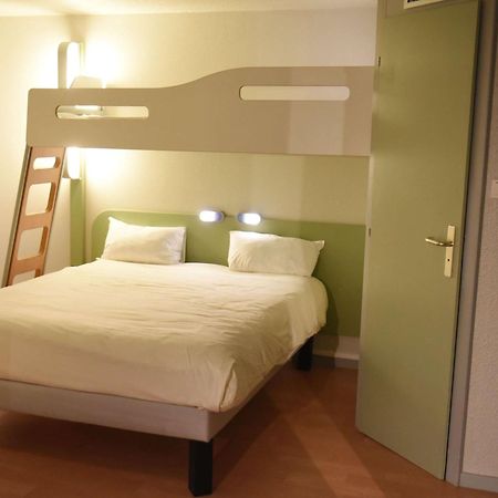 Bonchamp Les Laval Hotel Ibis Budget Laval מראה חיצוני תמונה
