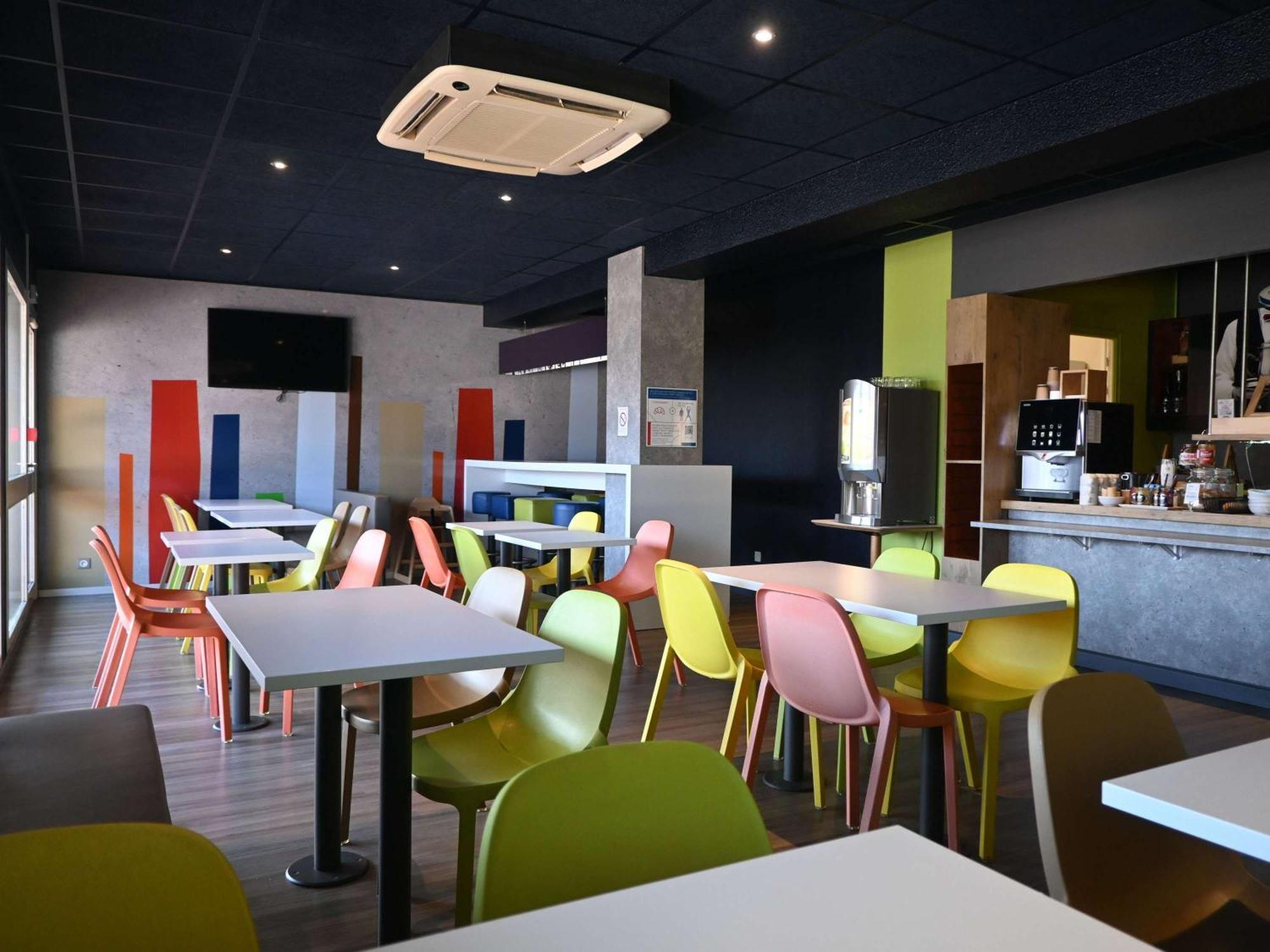 Bonchamp Les Laval Hotel Ibis Budget Laval מראה חיצוני תמונה