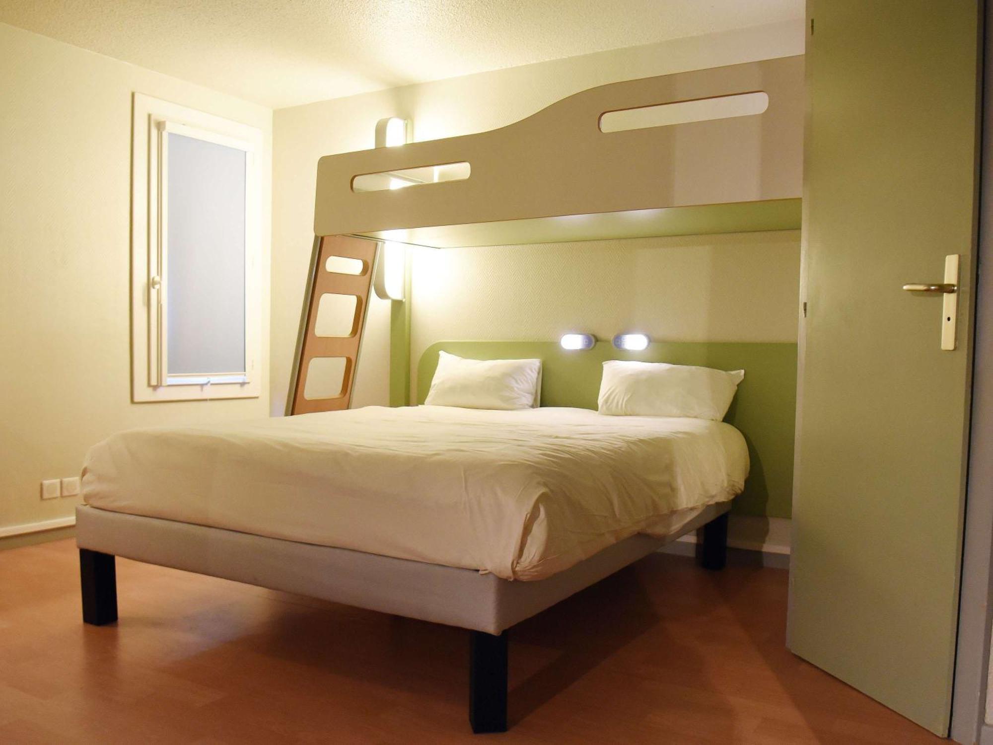 Bonchamp Les Laval Hotel Ibis Budget Laval מראה חיצוני תמונה