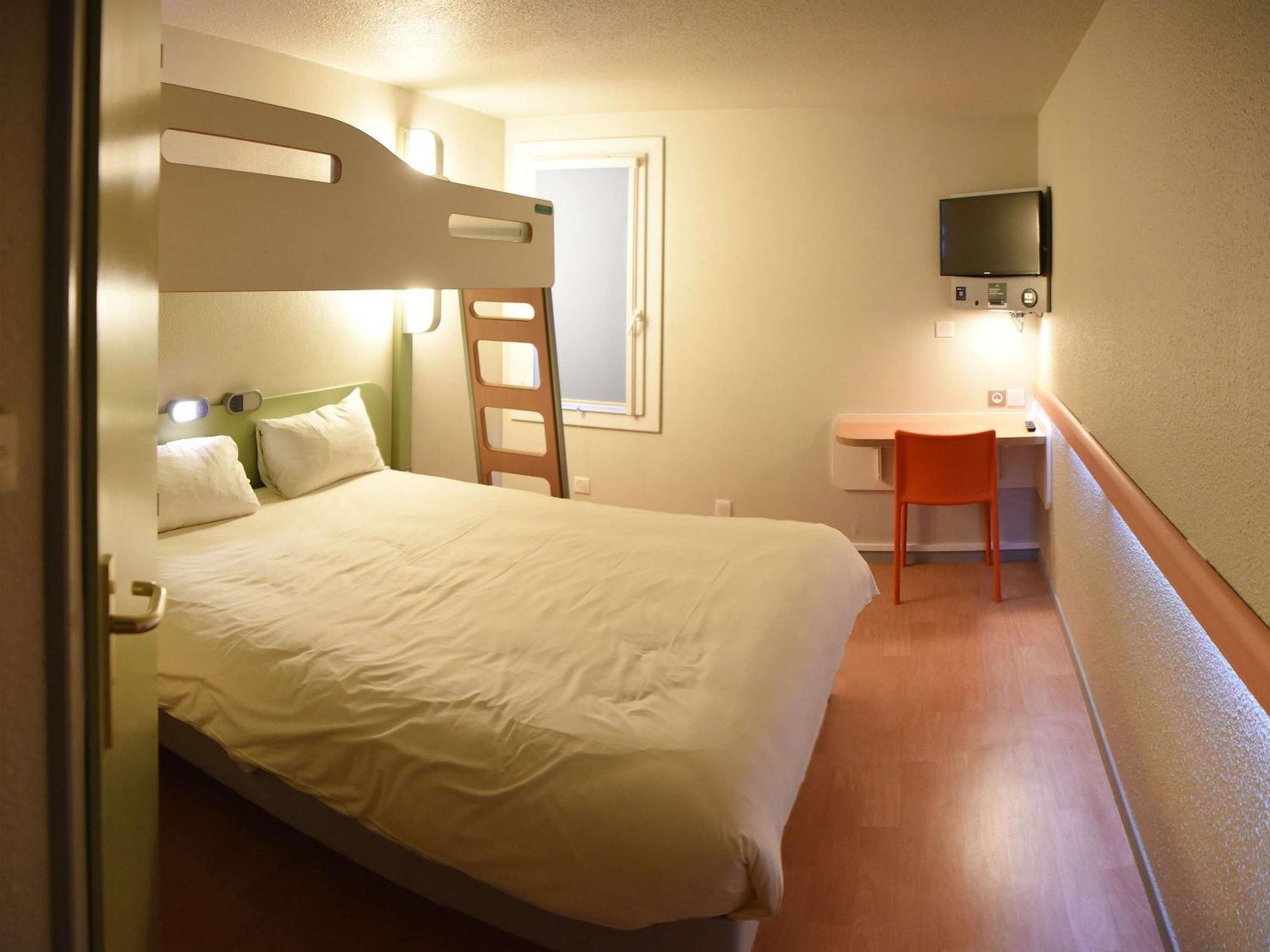 Bonchamp Les Laval Hotel Ibis Budget Laval מראה חיצוני תמונה