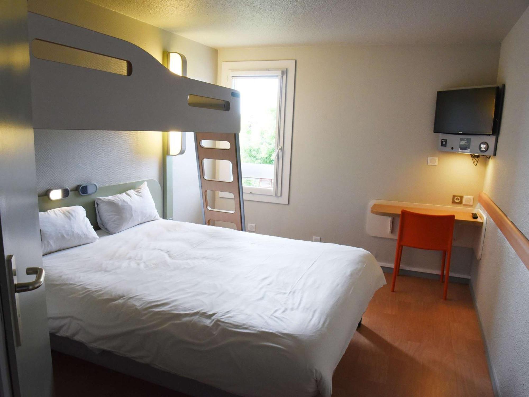 Bonchamp Les Laval Hotel Ibis Budget Laval מראה חיצוני תמונה